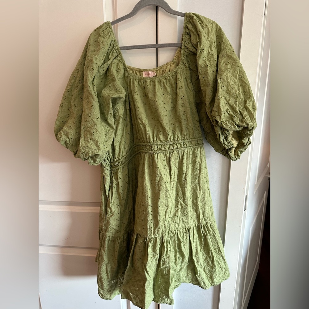 Ivy City Co Kinsey dress - Picture 4 of 9